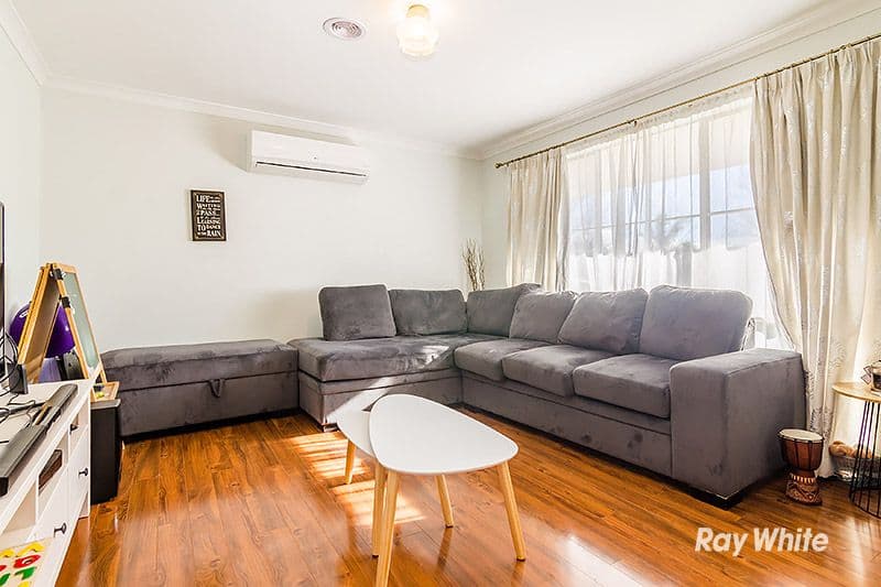 34 Bates Street, Cranbourne West VIC 3977, Cranbourne West - Thumbnail 2