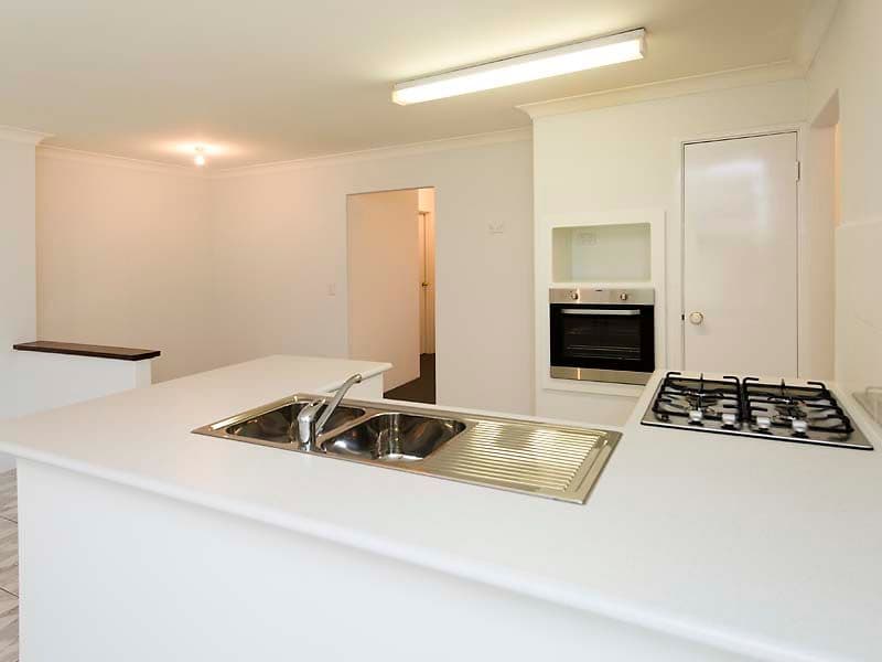 9 Windmill Drive, BIBRA LAKE WA 6163, Bibra Lake - Thumbnail 2