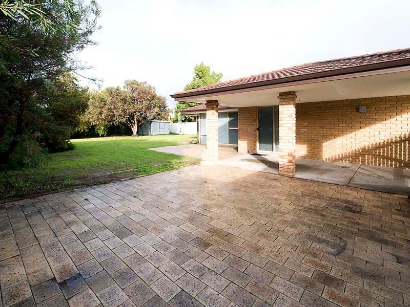 9 Windmill Drive, BIBRA LAKE WA 6163, Bibra Lake - Thumbnail 4