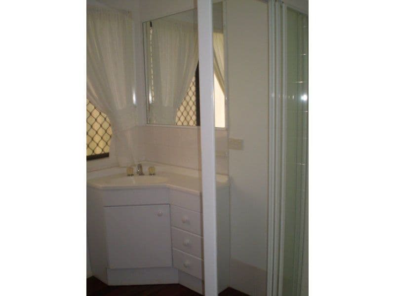 14 Inlet Avenue, Russell Island QLD 4184, Russell Island - Thumbnail 6