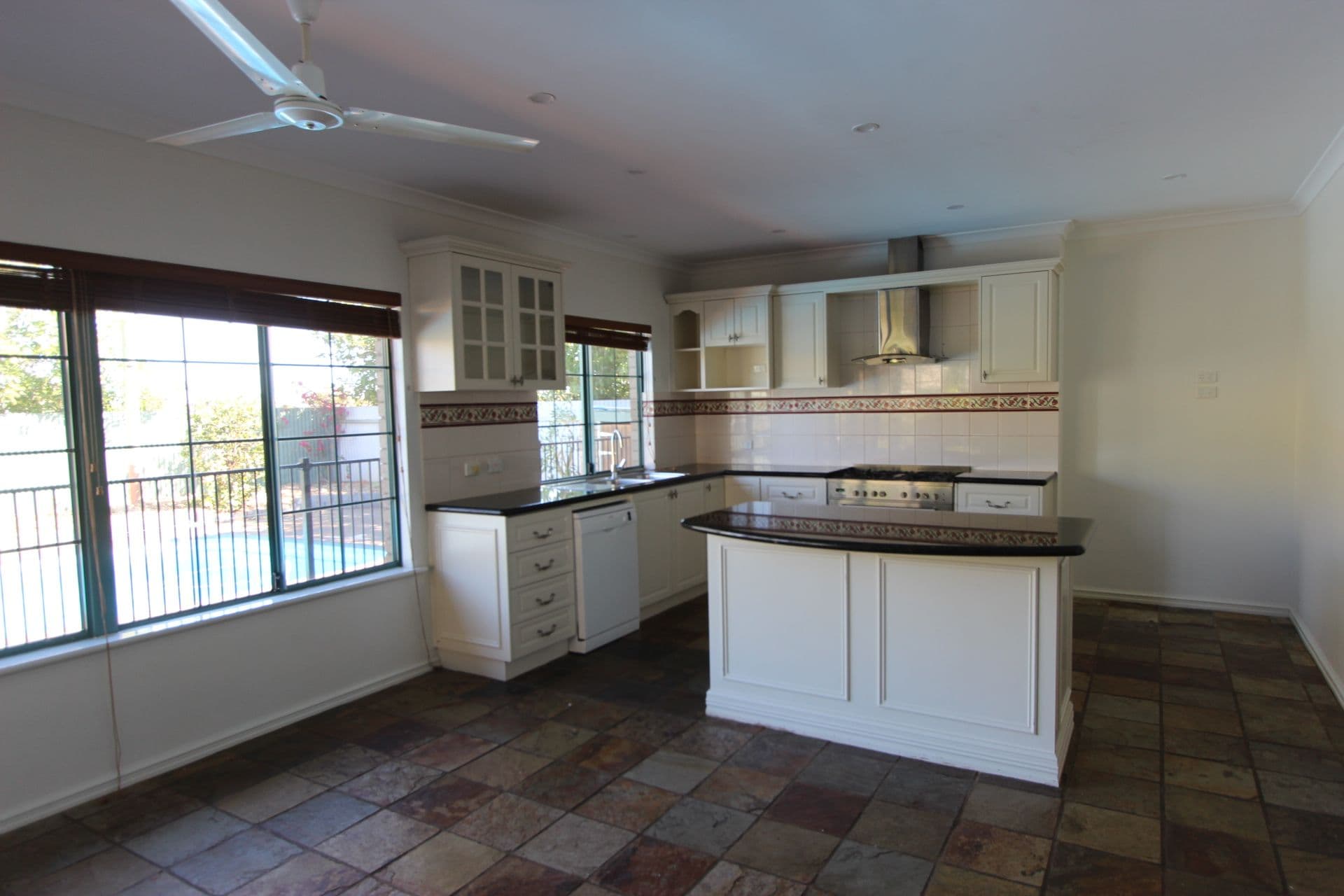 16 Haddon Way, Nickol WA 6714, Nickol - Thumbnail 3