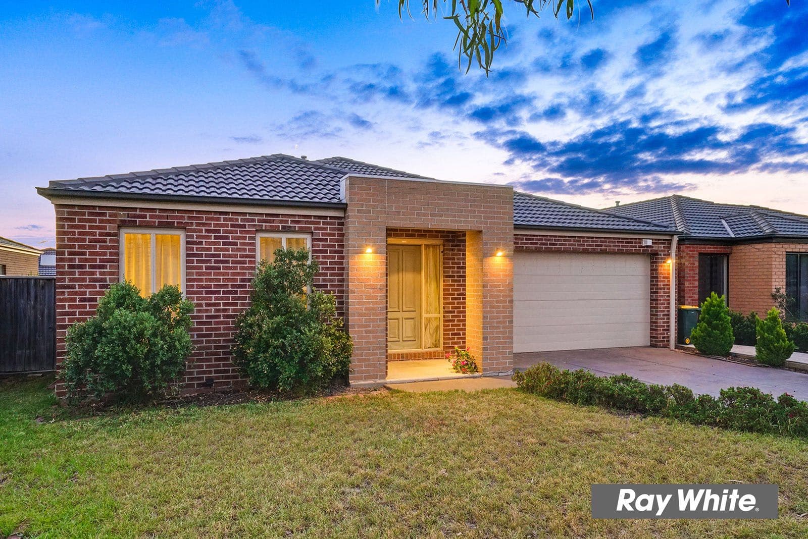 5 Sinclair Crescent, Tarneit VIC 3029, Tarneit - Thumbnail 2
