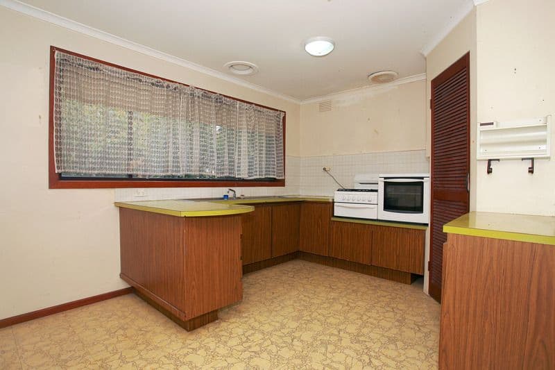 5 Robert Street, DANDENONG VIC 3175, Dandenong - Thumbnail 2