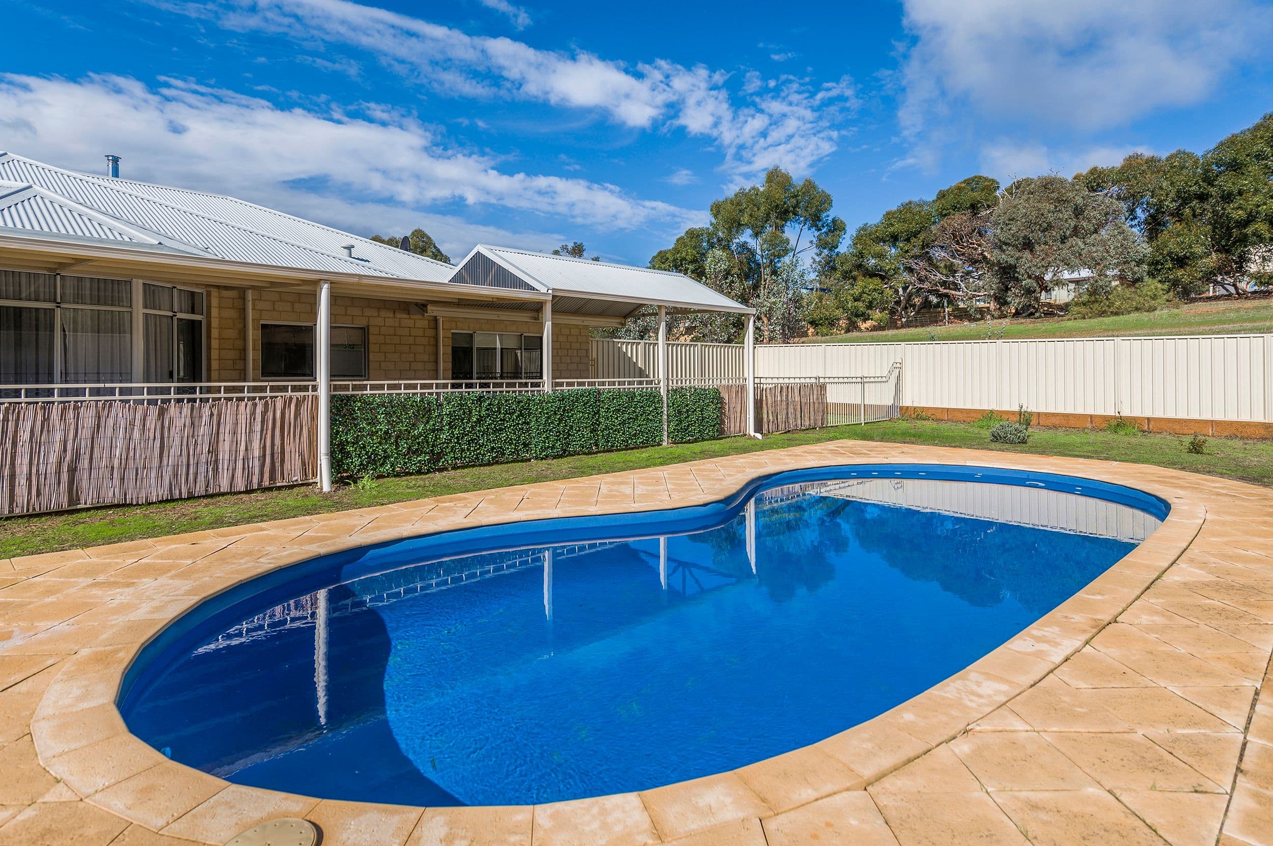 16 Wychwood Close, Bullsbrook WA 6084, Bullsbrook - Thumbnail 3