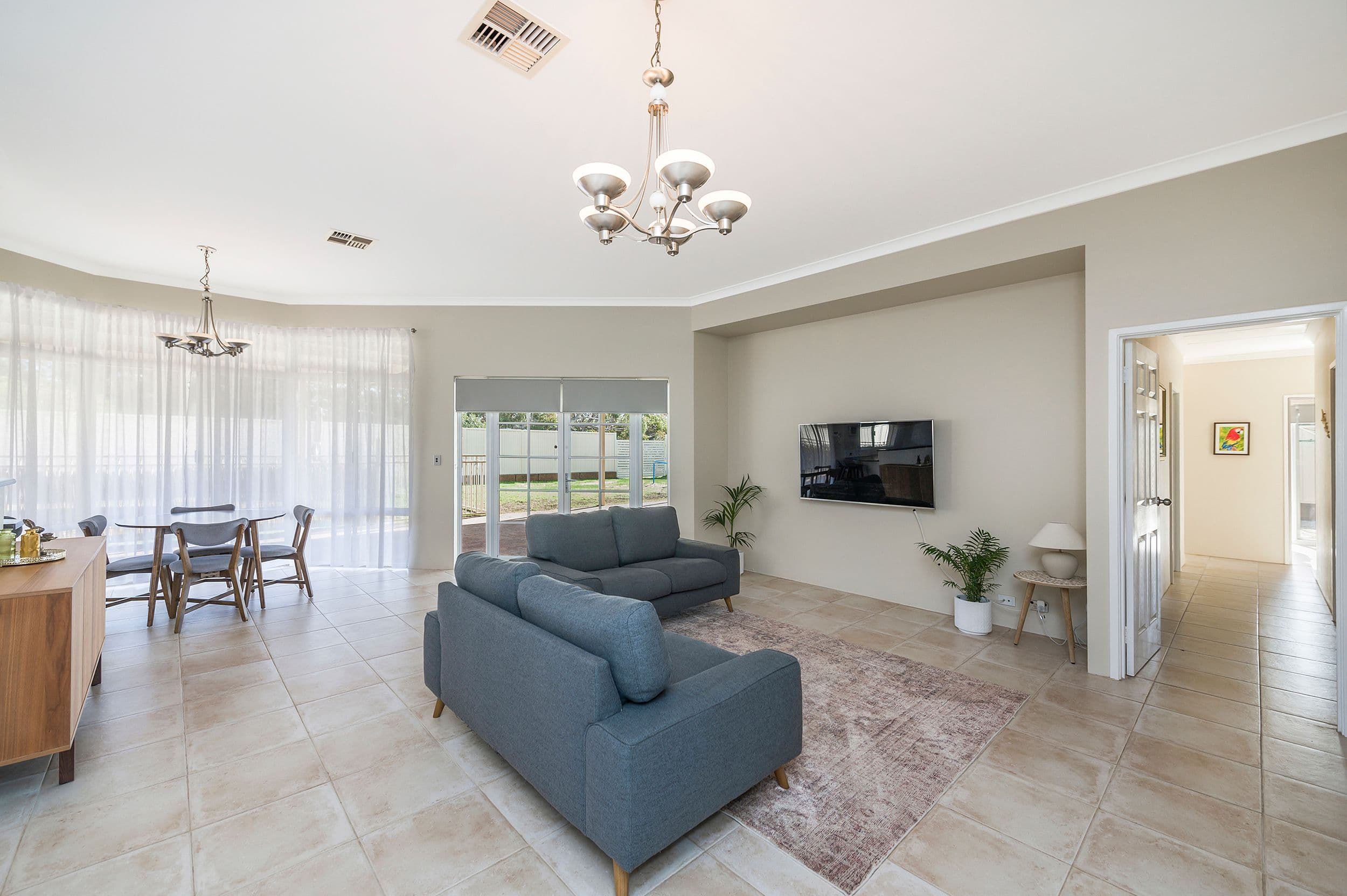 16 Wychwood Close, Bullsbrook WA 6084, Bullsbrook - Thumbnail 6