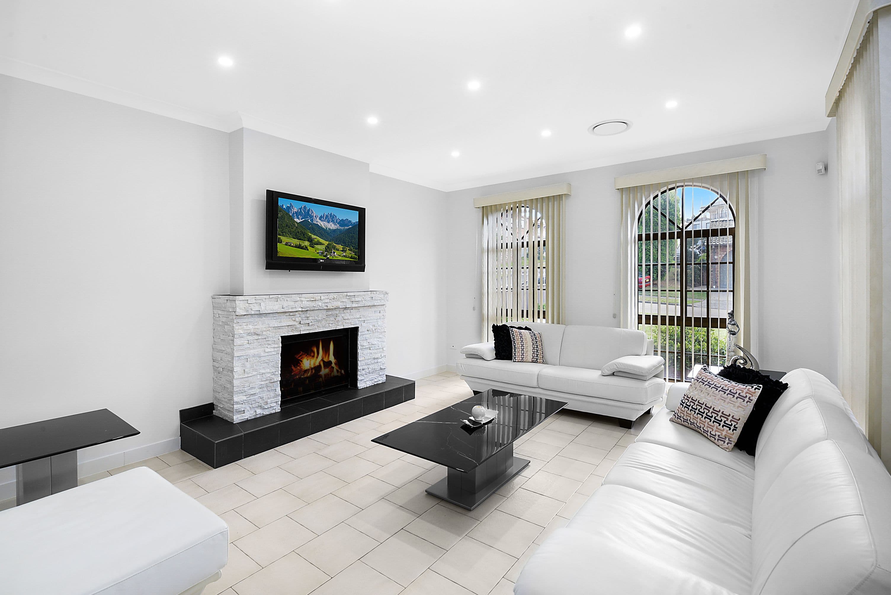 10 Blackbutt Street, Bossley Park - Thumbnail 2