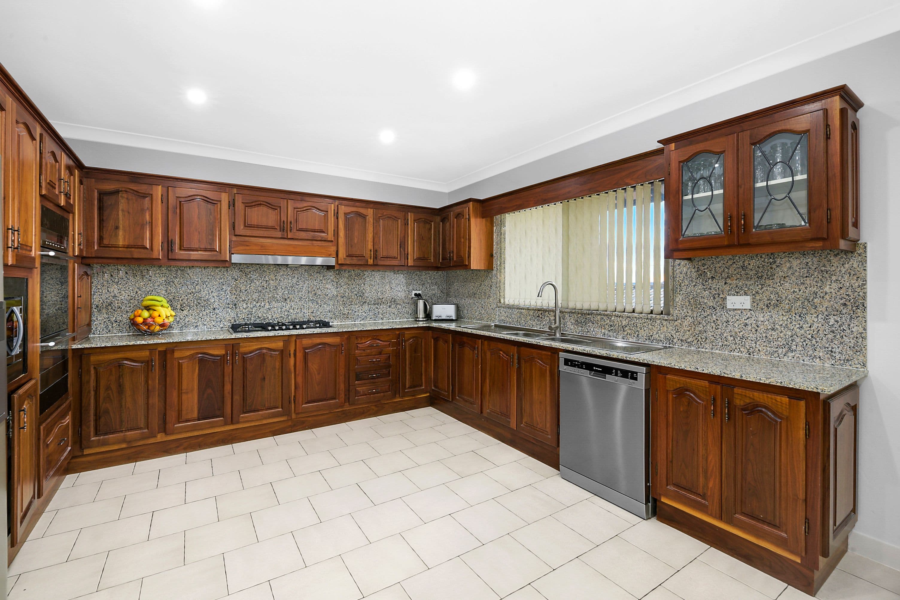 10 Blackbutt Street, Bossley Park - Thumbnail 3