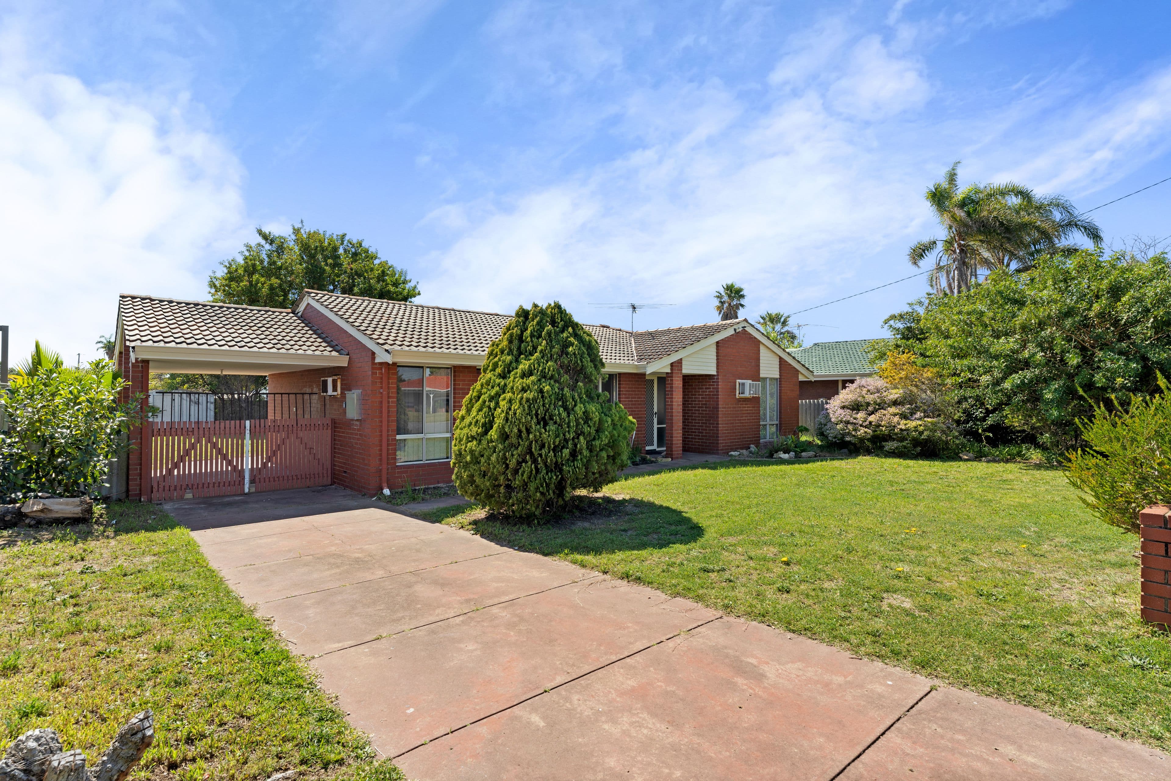 30 Arkwell Avenue, Rockingham WA 6168, Rockingham - Thumbnail 2