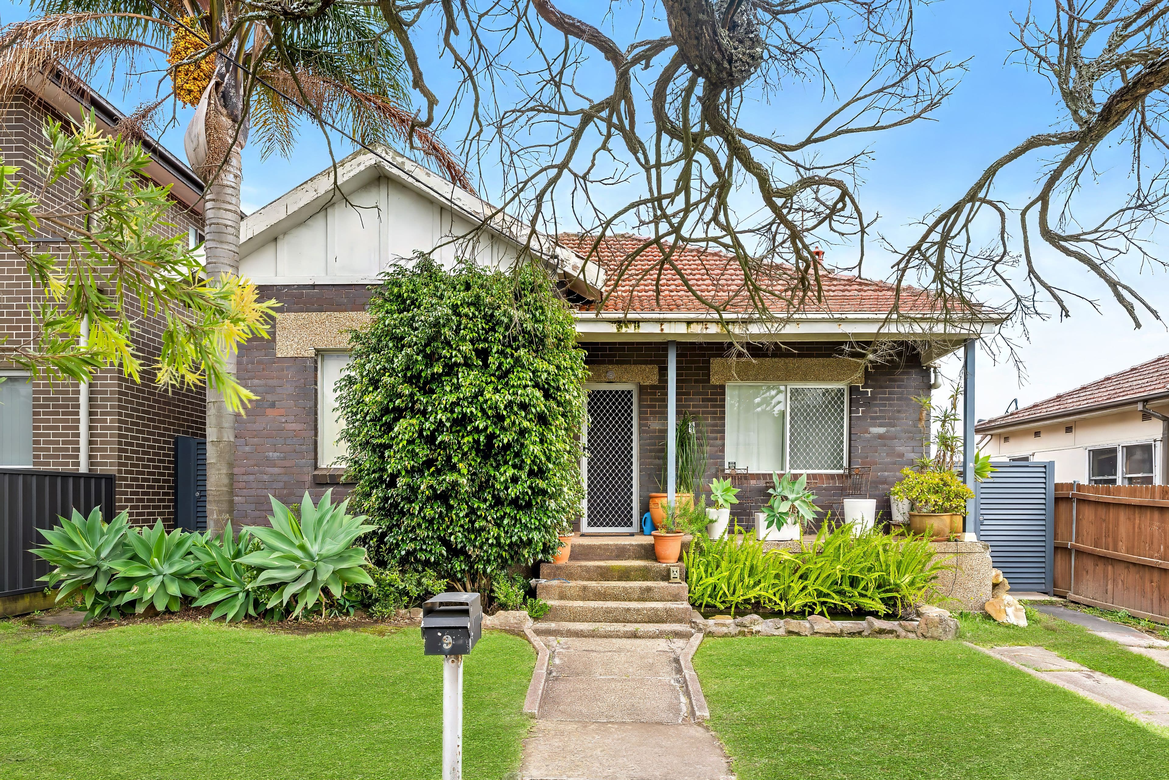 9 Napoleon Road, Greenacre NSW 2190, Greenacre - Thumbnail 2