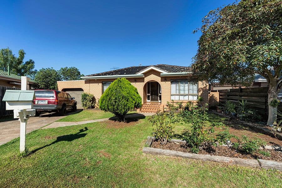 1 Raheen Place, MELTON WEST VIC 3337, Melton West - Image 1