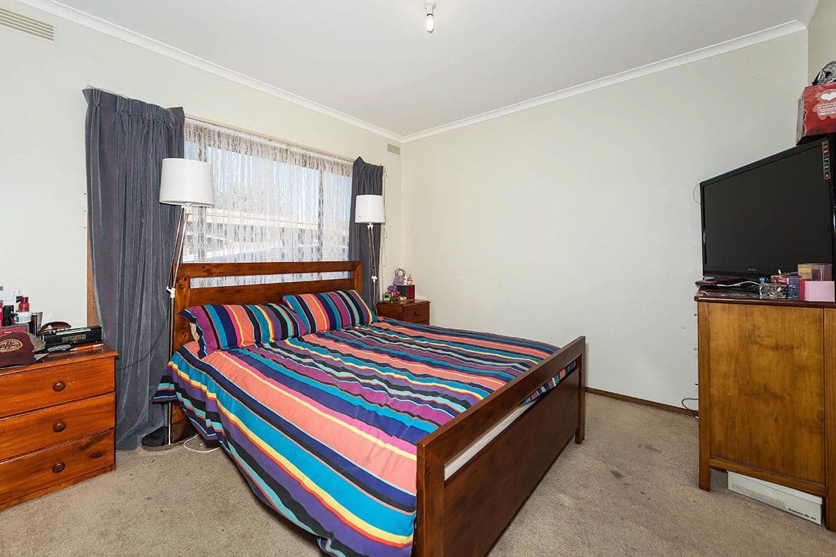 1 Raheen Place, MELTON WEST VIC 3337, Melton West - Thumbnail 5