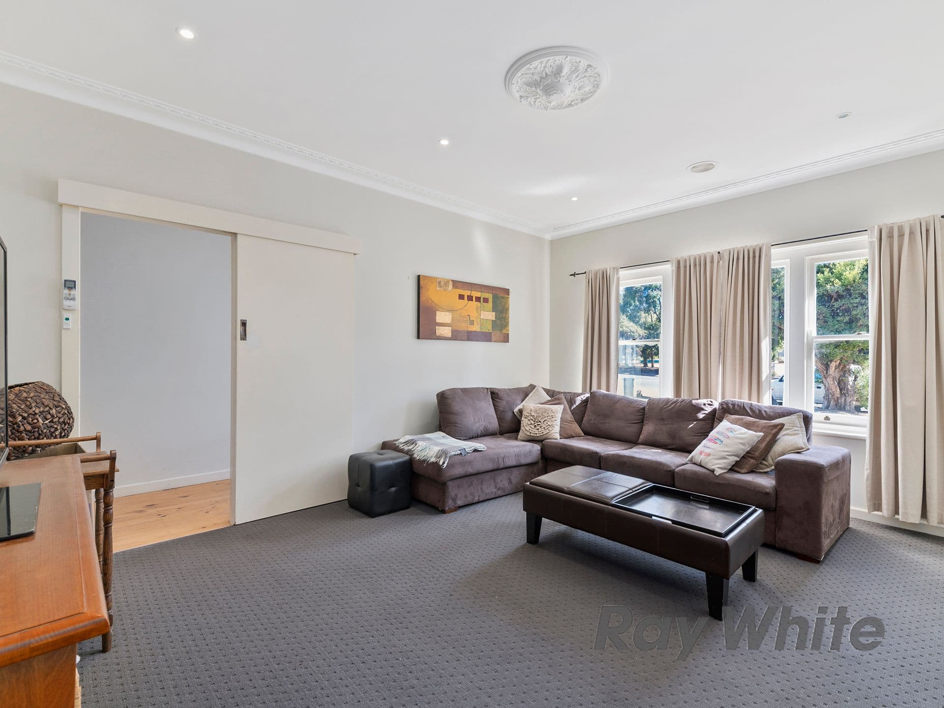35 Clarke Street, Benalla VIC 3672, Benalla - Thumbnail 3