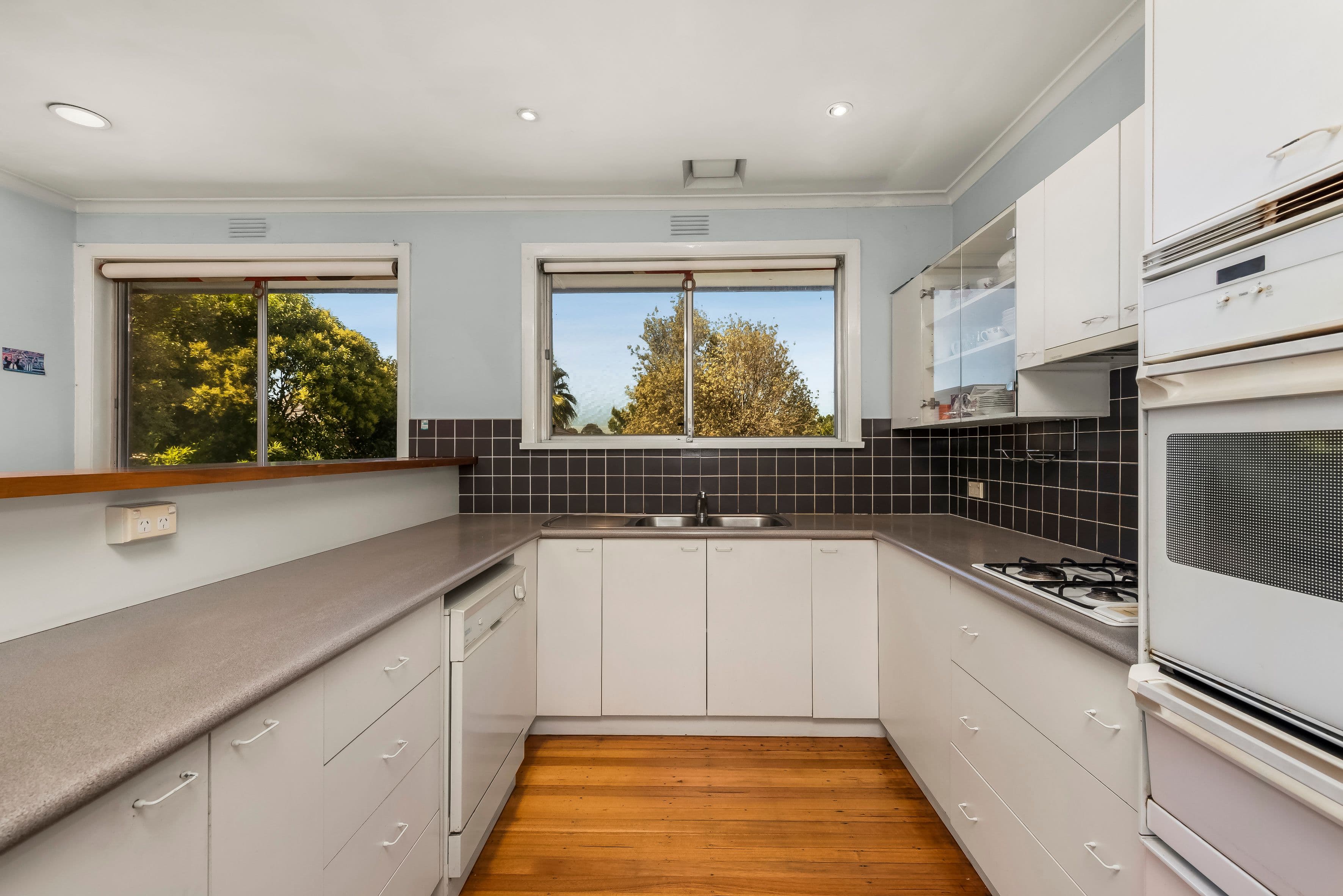 10 Marriott Parade, Glen Waverley VIC 3150, Glen Waverley - Thumbnail 5
