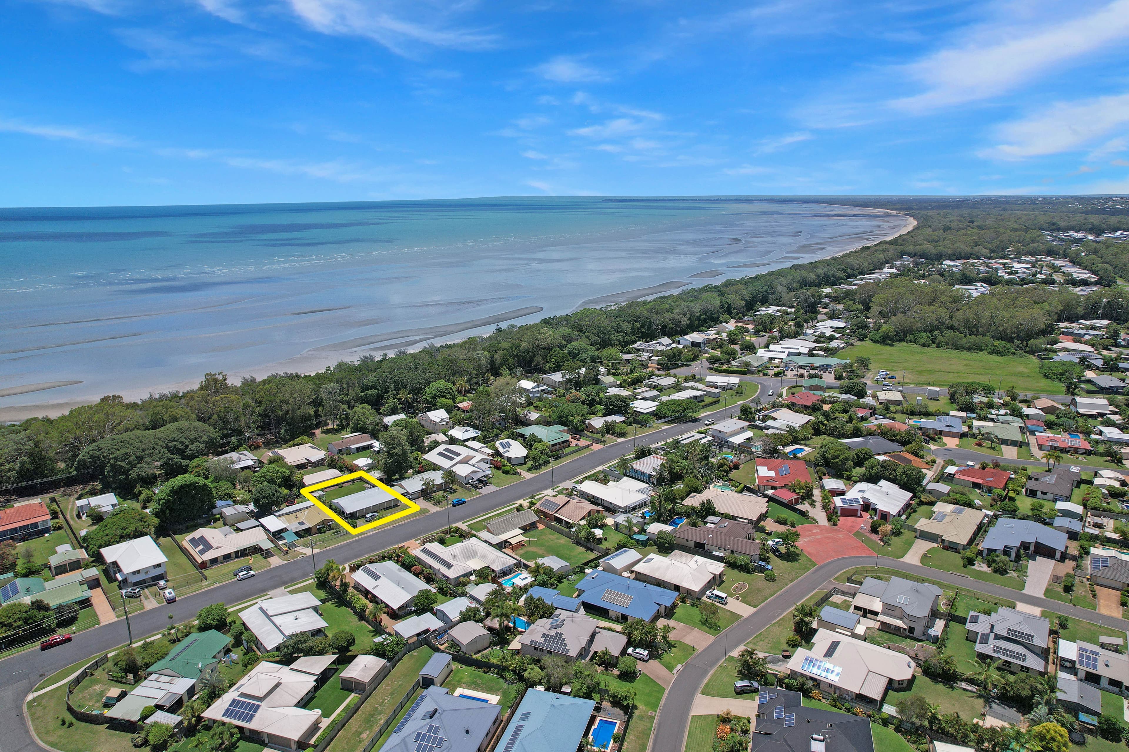 19 Desmond Drive, Toogoom QLD 4655, Toogoom - Thumbnail 3