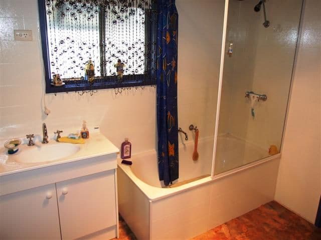 2 Diane Crescent, Wimbledon Heights VIC 3922, Wimbledon Heights - Thumbnail 7