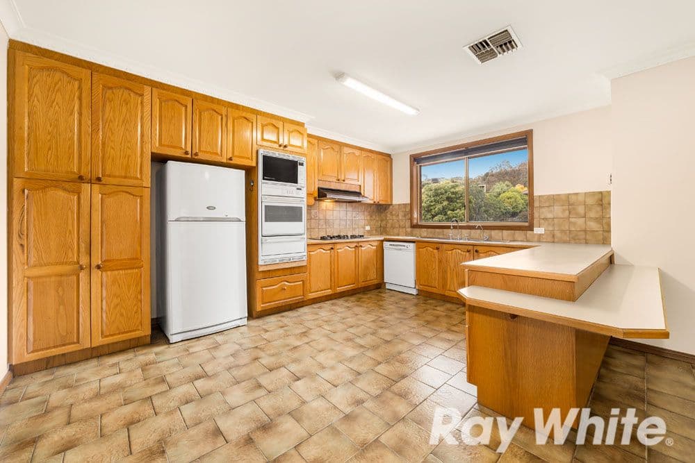 23 Wolangi Court, Greensborough VIC 3088, Greensborough - Thumbnail 3