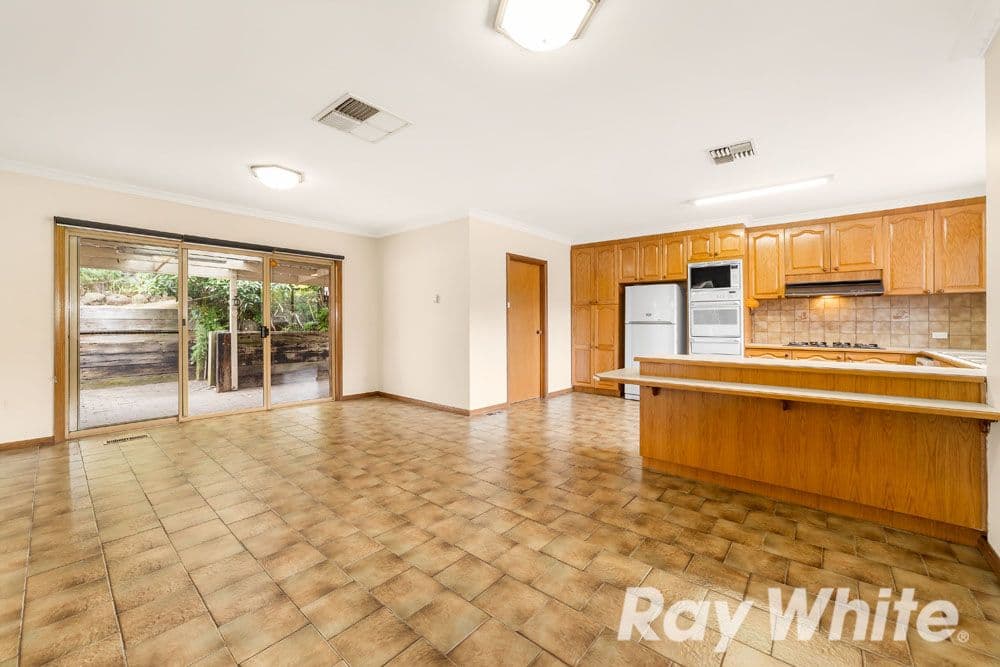 23 Wolangi Court, Greensborough VIC 3088, Greensborough - Thumbnail 4