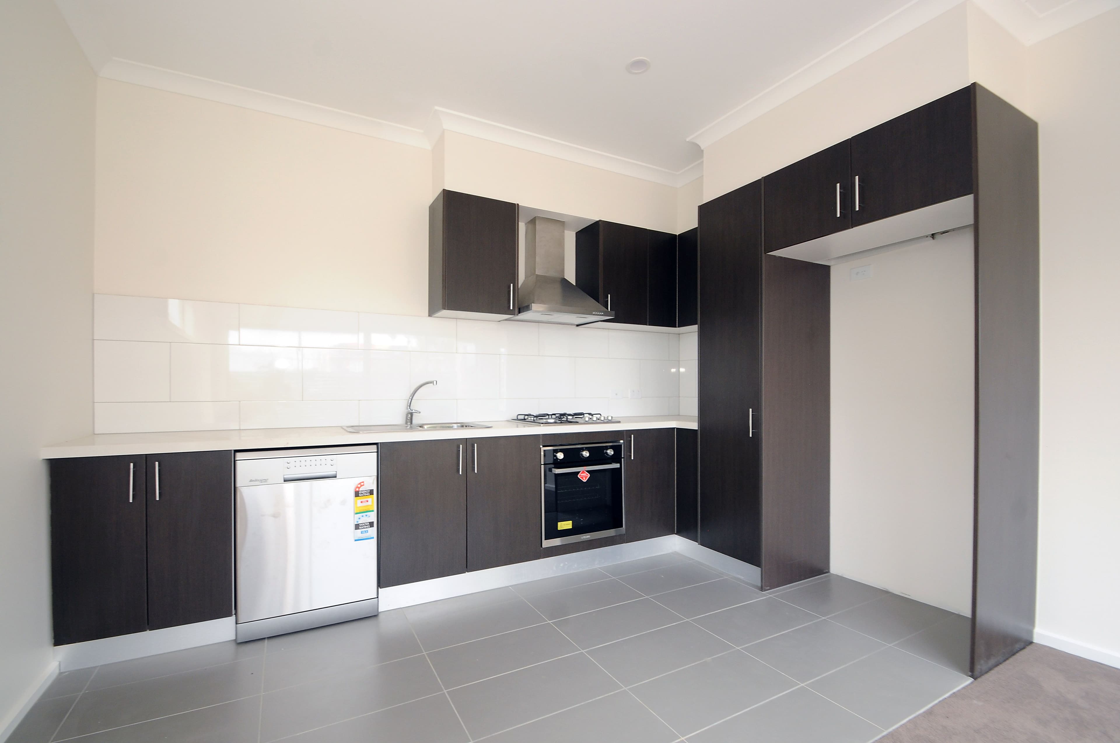 6 Noble Street, Noble Park VIC 3174, Noble Park - Thumbnail 3