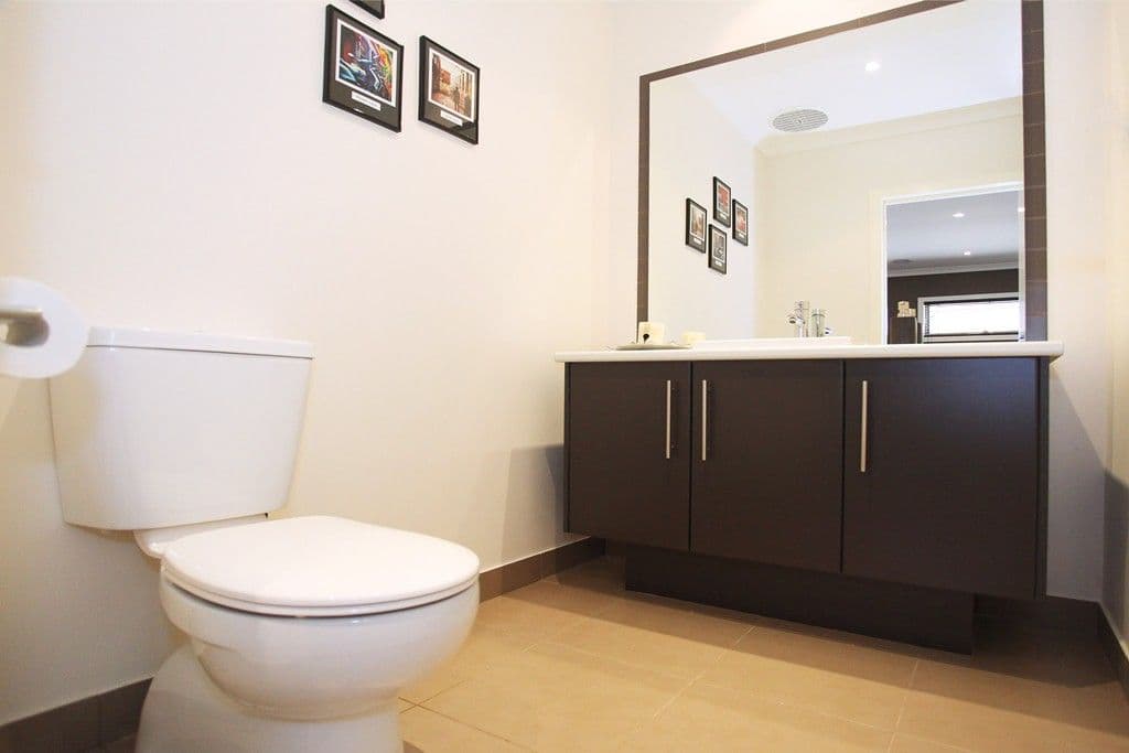 6 Umbrella Way, POINT COOK VIC 3030, Point Cook - Thumbnail 7
