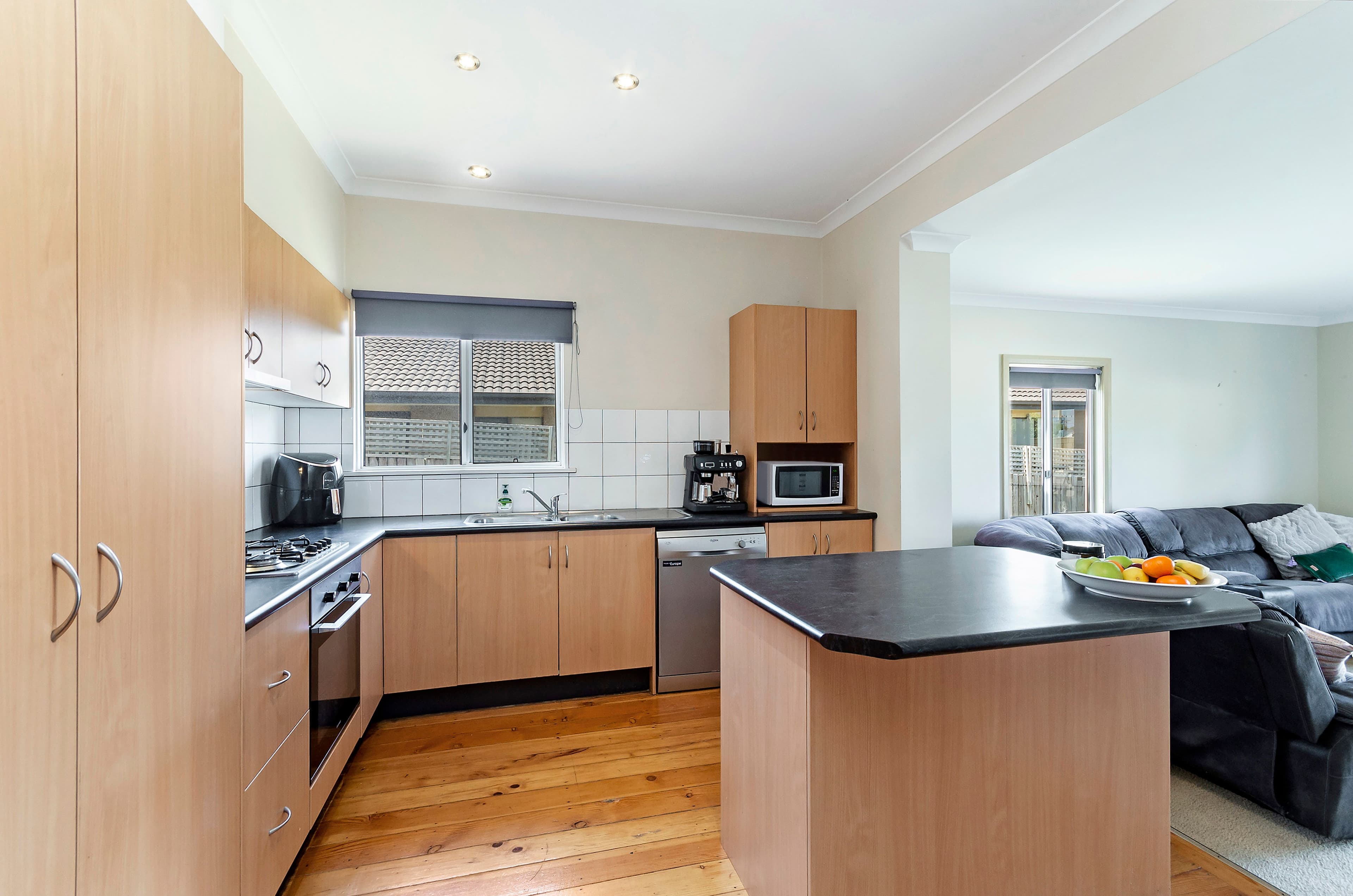 9 Lyndoch Avenue, Warrnambool VIC 3280, Warrnambool - Thumbnail 6