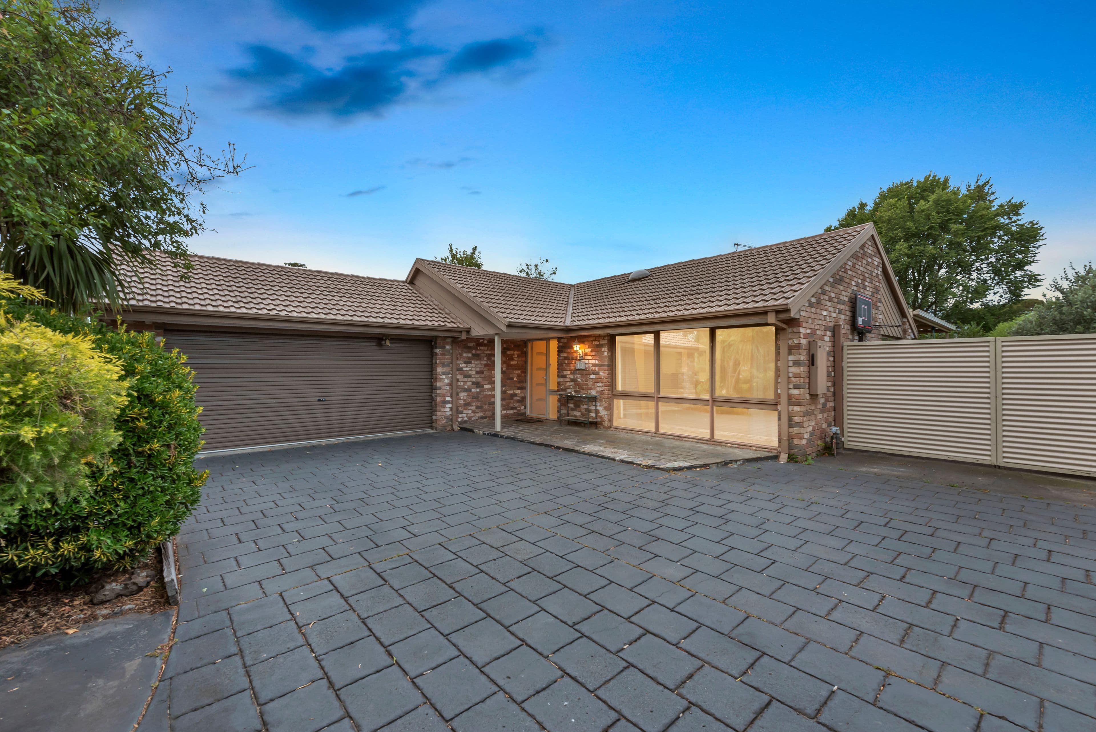 19 Garryowen Crescent, Narre Warren VIC 3805, Narre Warren - Image 1