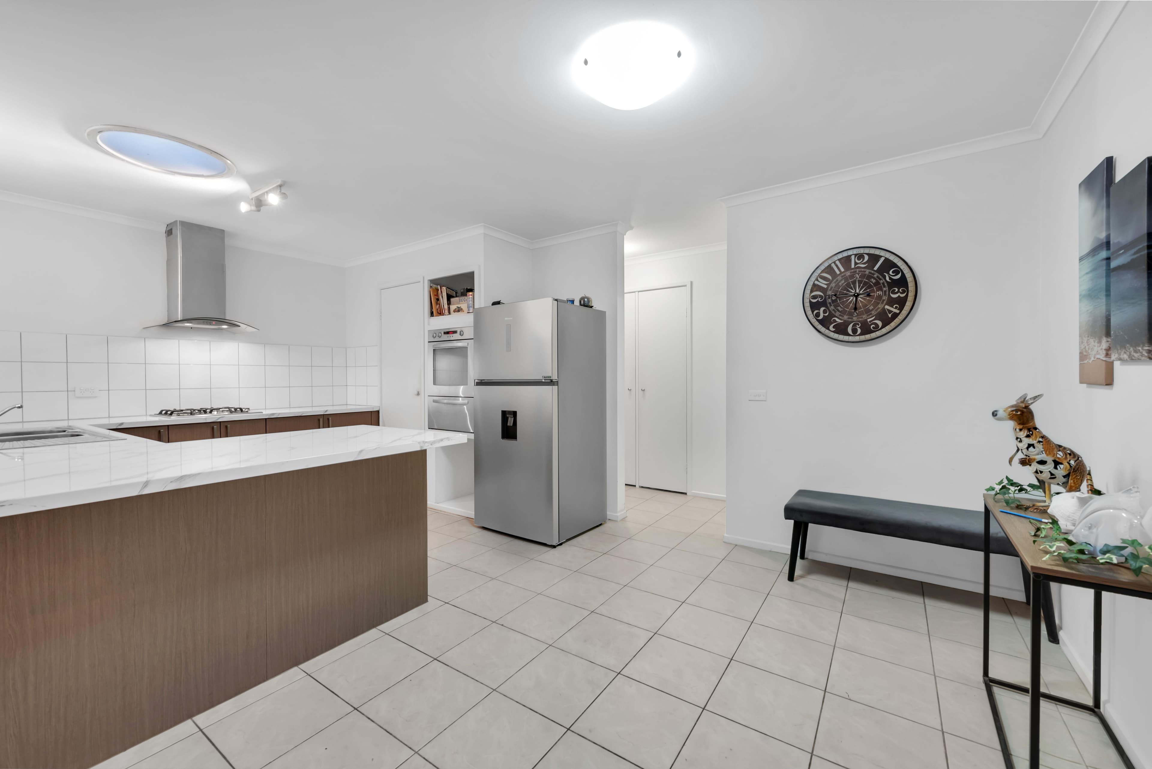 19 Garryowen Crescent, Narre Warren VIC 3805, Narre Warren - Thumbnail 3