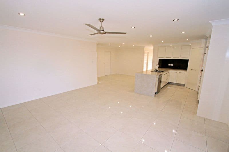 25 Jamie Crescent, GRACEMERE QLD 4702, Gracemere - Thumbnail 8