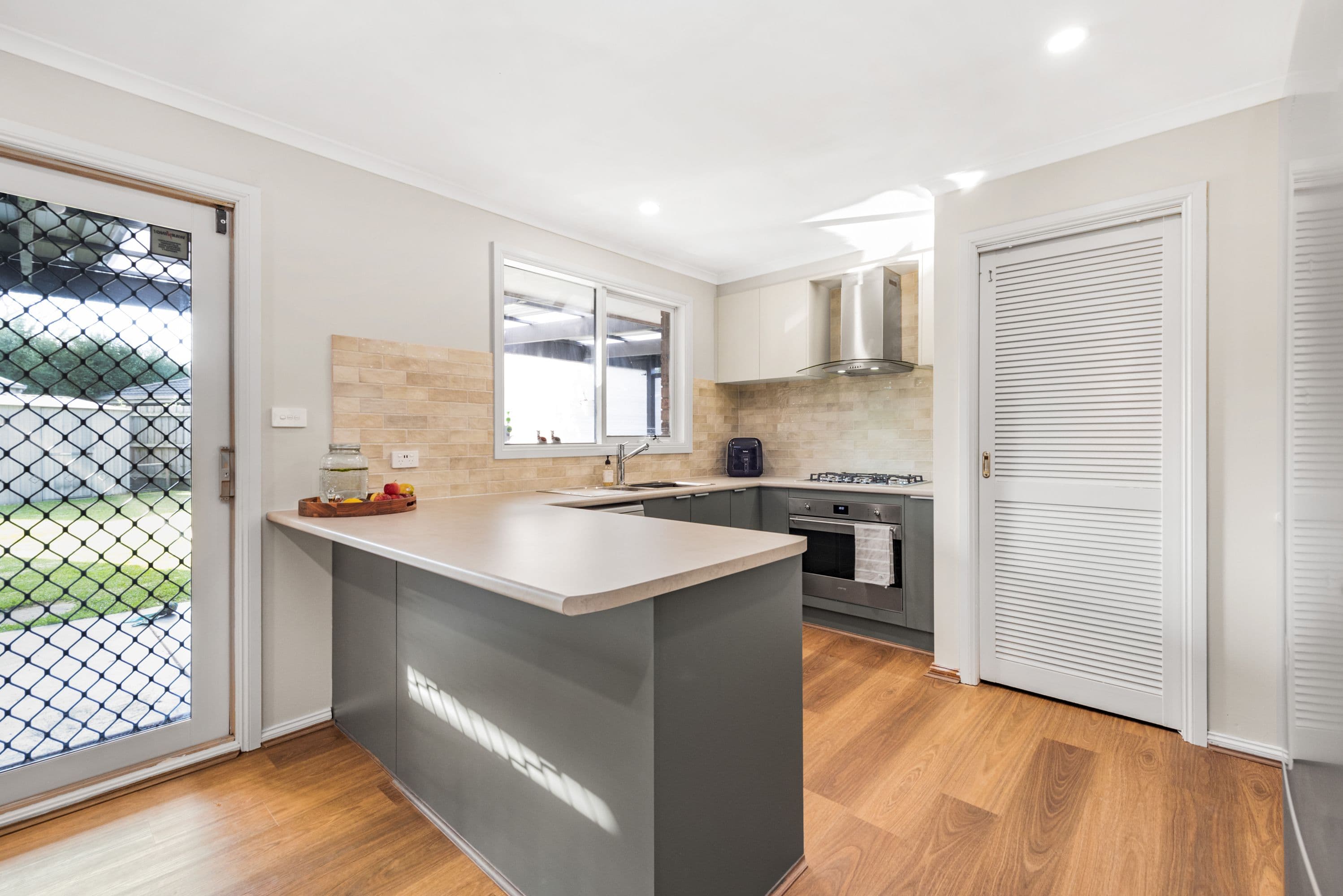 7 Greaves Court, Pakenham VIC 3810, Pakenham - Thumbnail 3