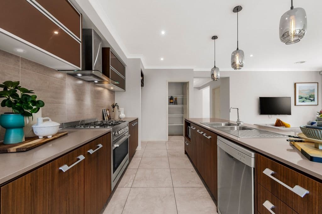 30 Timble Close, Wollert VIC 3750, Wollert - Thumbnail 2