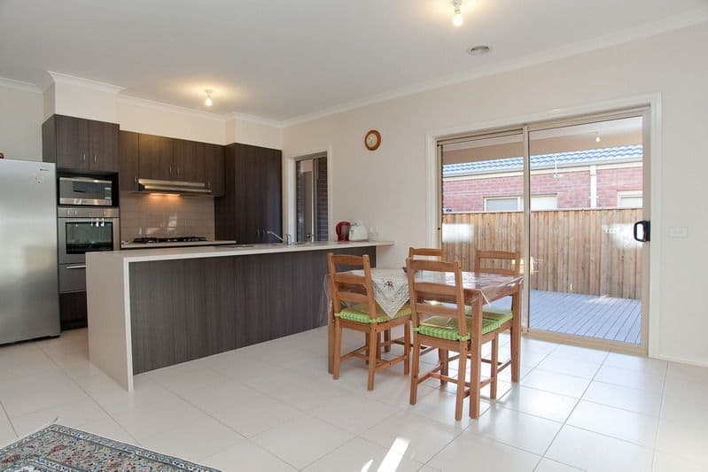 11 Mediterranean Way, EPPING VIC 3076, Epping - Thumbnail 4