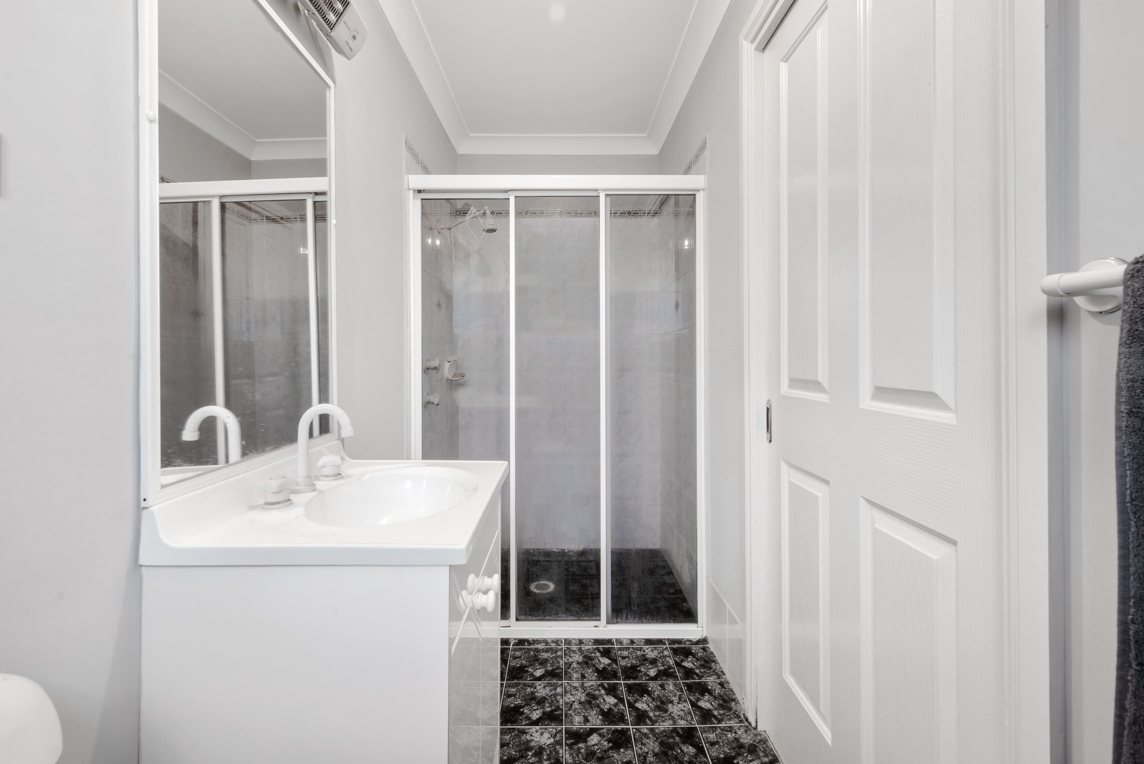 34 Burragate Crescent, Prestons NSW 2170, Prestons - Thumbnail 8