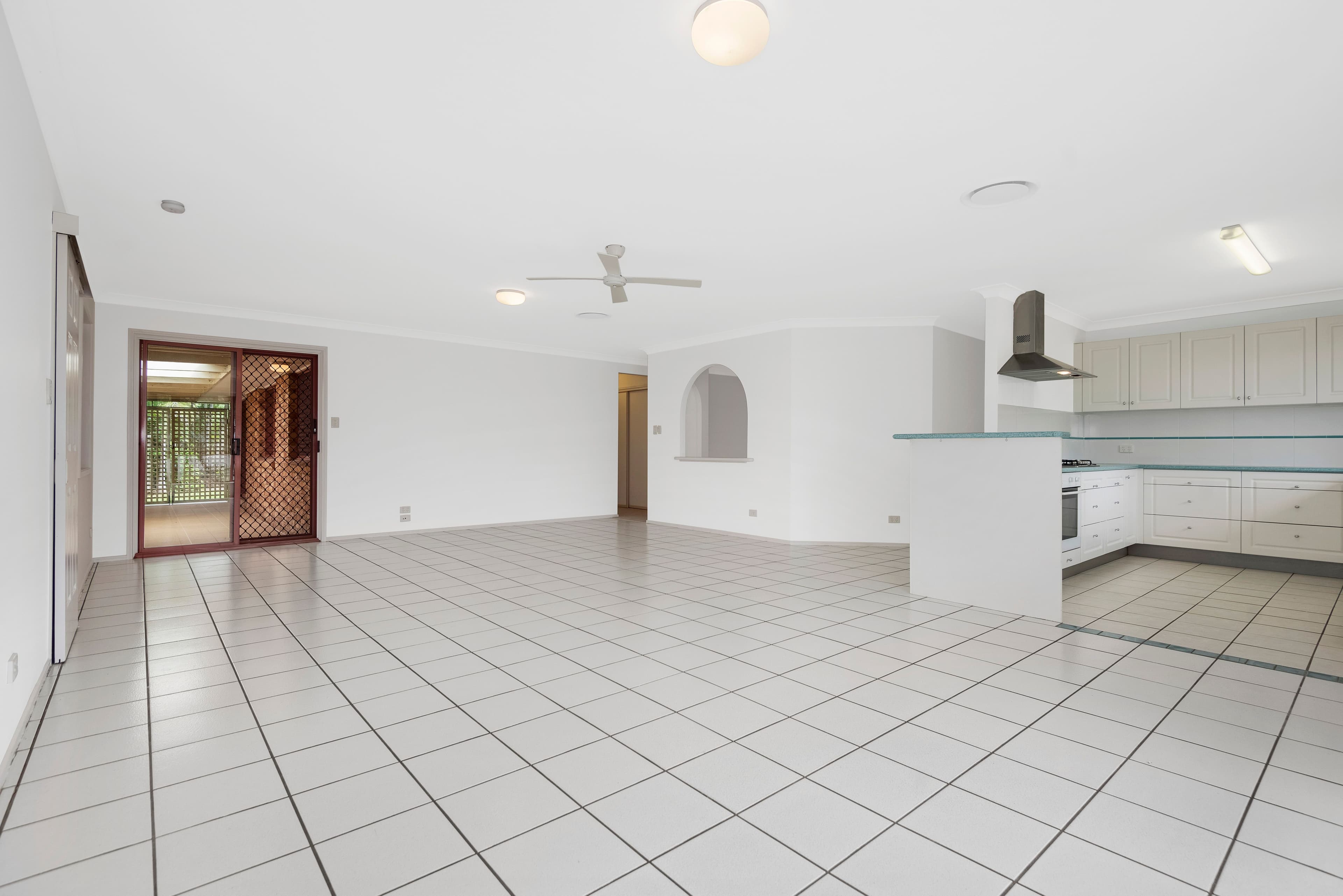 86 Glen Ayr Drive, Banora Point - Thumbnail 6