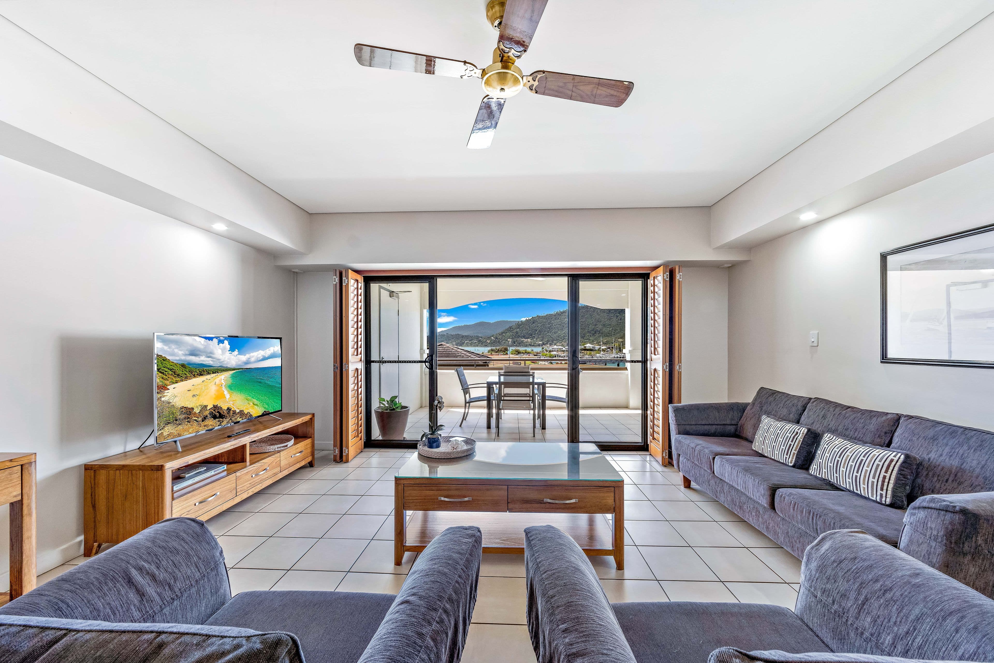 406 Shute Harbour Road, Airlie Beach QLD 4802, Airlie Beach - Image 1