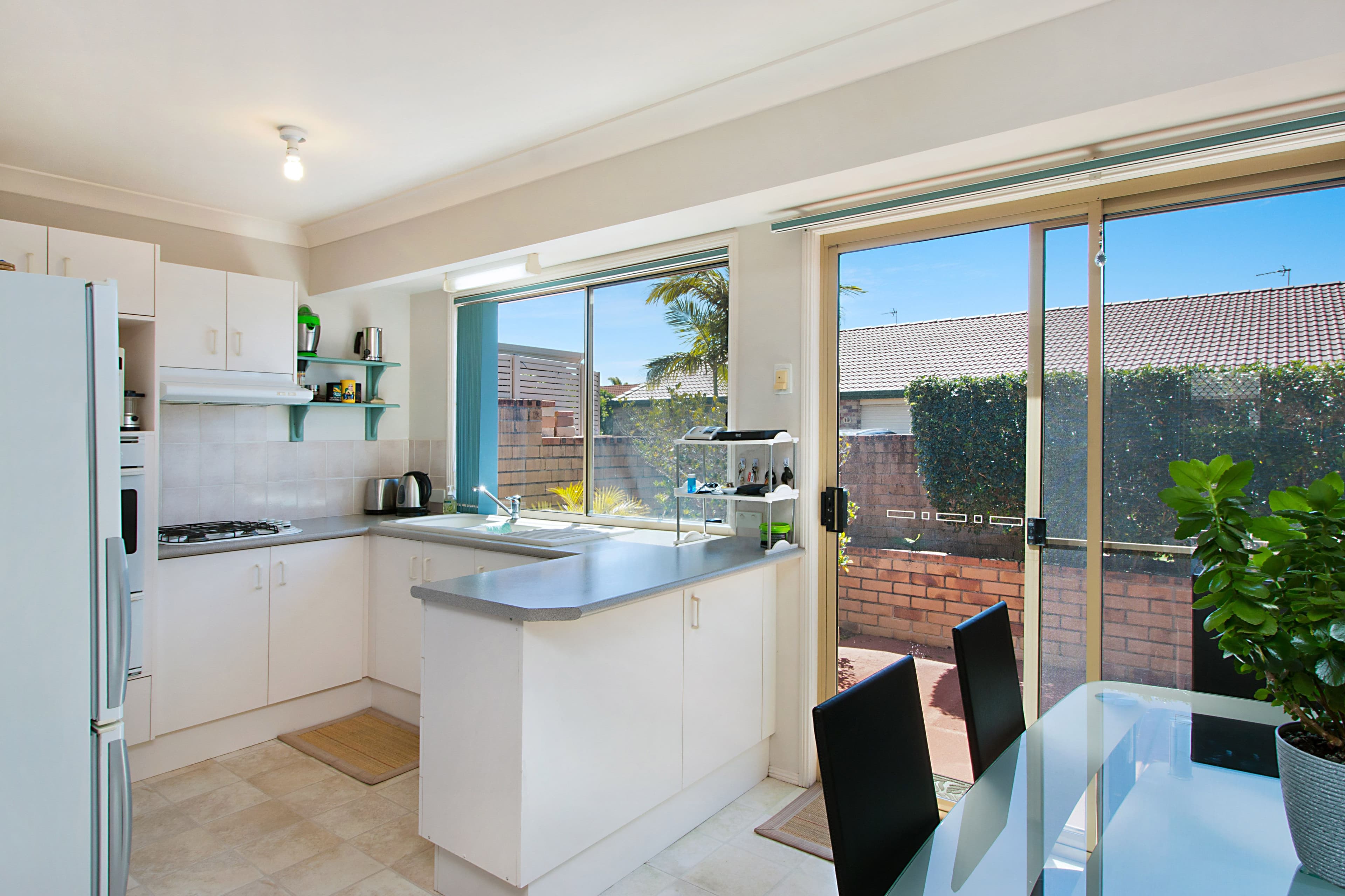 13 Kentia Crescent, Banora Point - Thumbnail 2