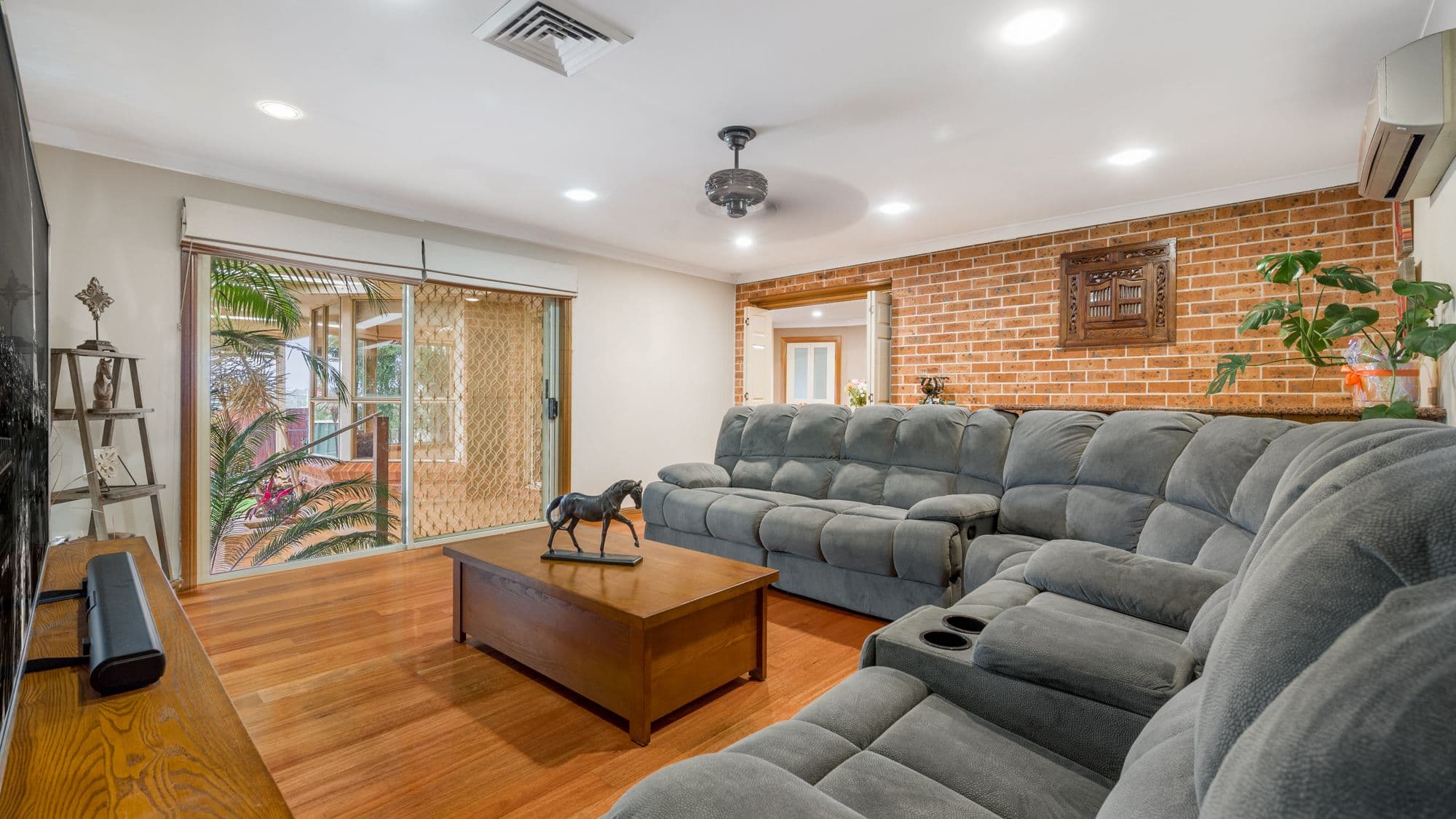 8 Kinchega Place, Bow Bowing NSW 2566, Bow Bowing - Thumbnail 5