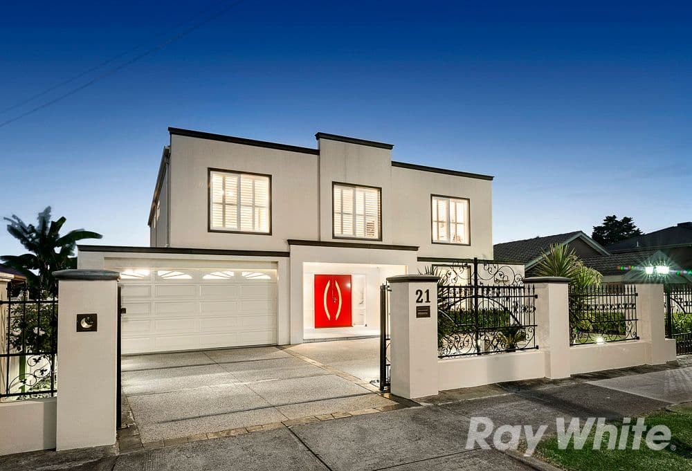 21 Warrington Avenue, Vermont South VIC 3133, Vermont South - Image 1