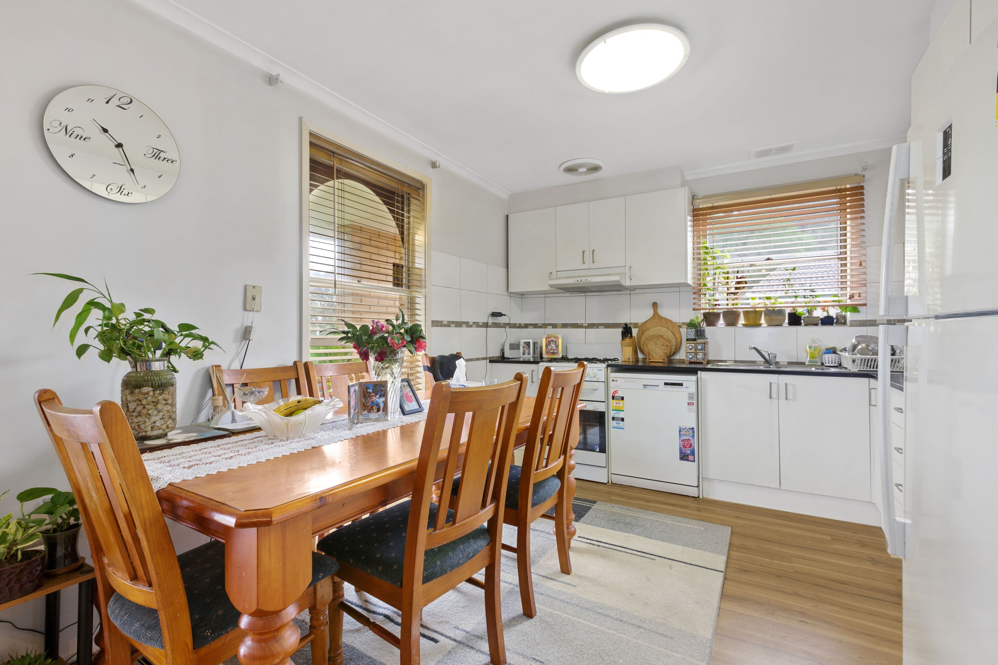 25 Bouvardia Crescent, Frankston North VIC 3200, Frankston North - Thumbnail 5