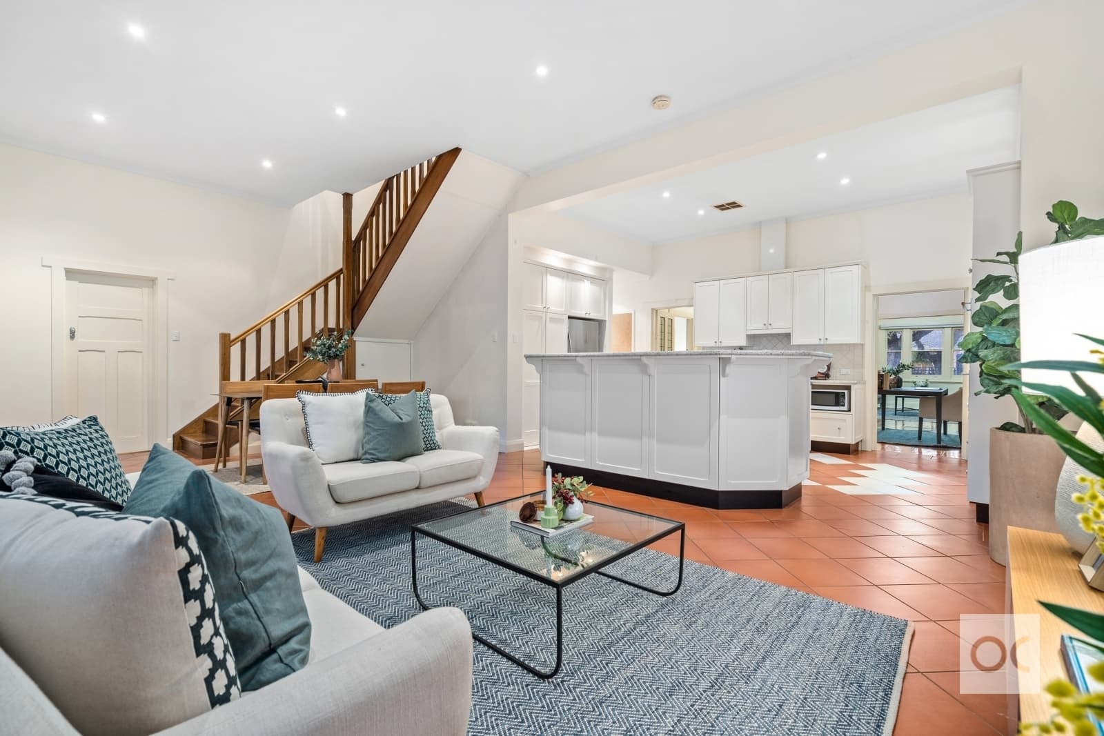 28 Marlborough Road, Westbourne Park - Thumbnail 4