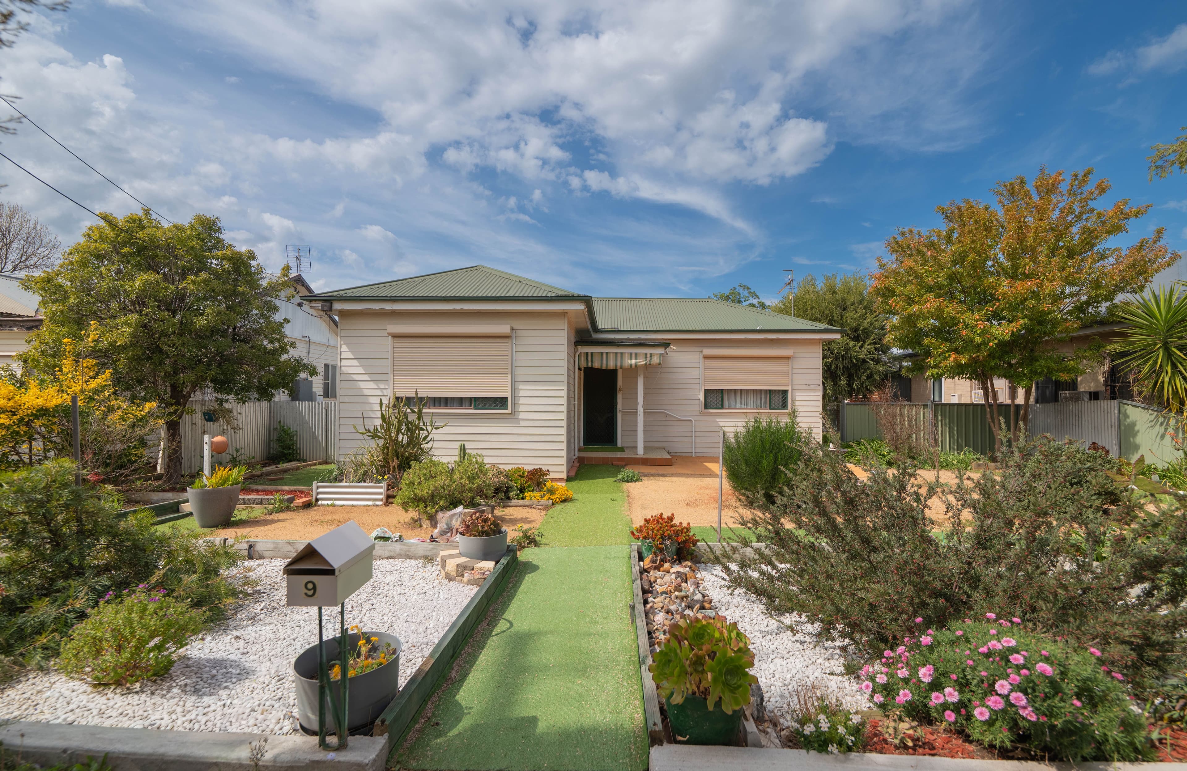 9 Pearce Street, Parkes NSW 2870, Parkes - Image 1