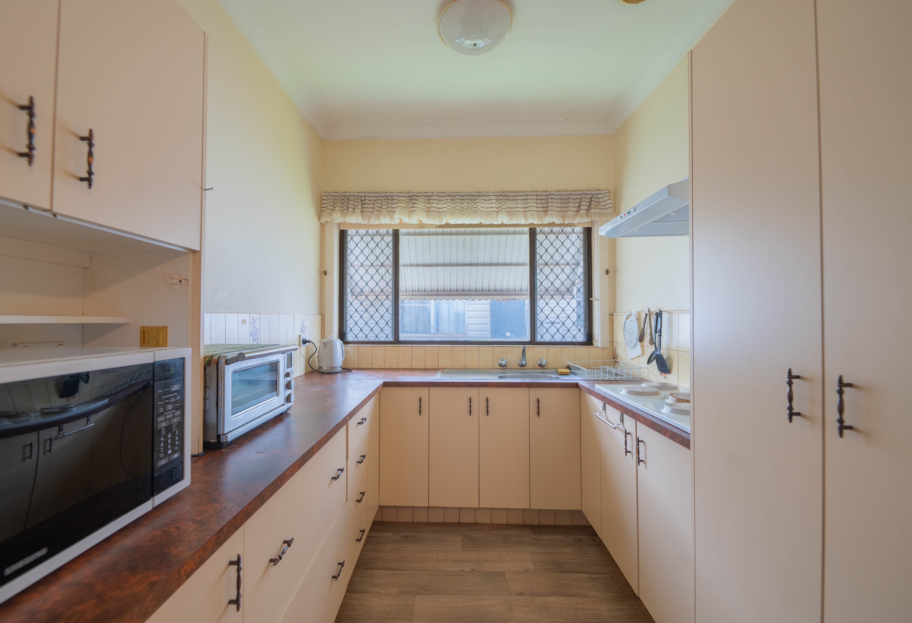 9 Pearce Street, Parkes NSW 2870, Parkes - Thumbnail 4