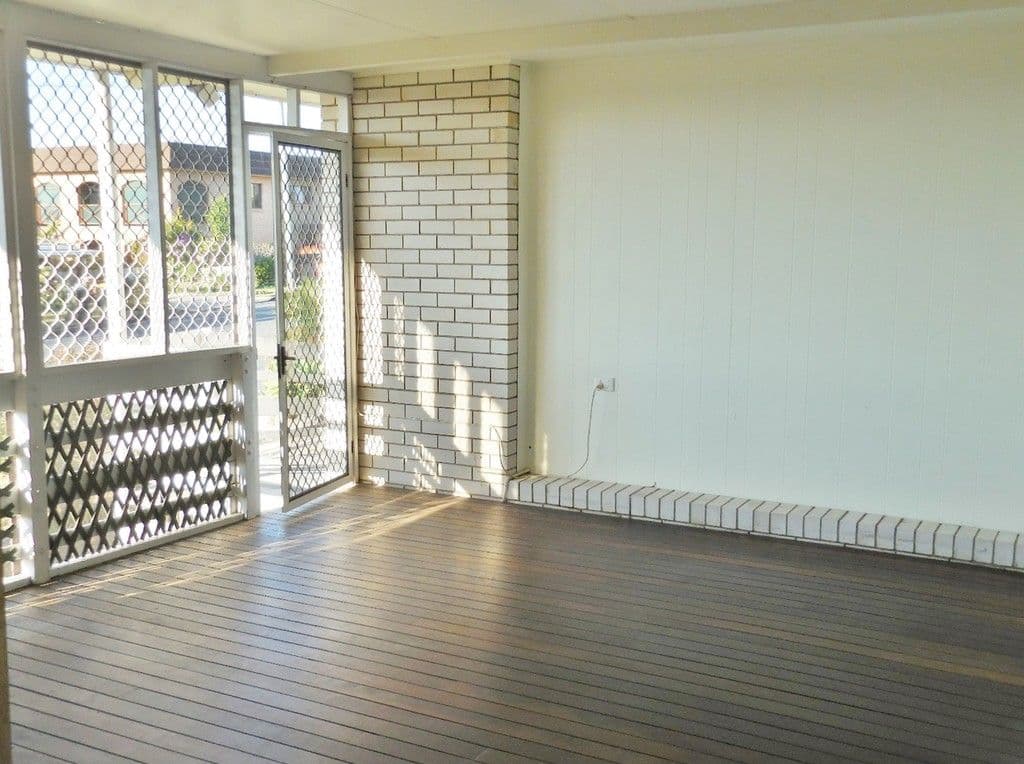 61 Hillcrest Avenue, Scarness QLD 4655, Scarness - Thumbnail 3