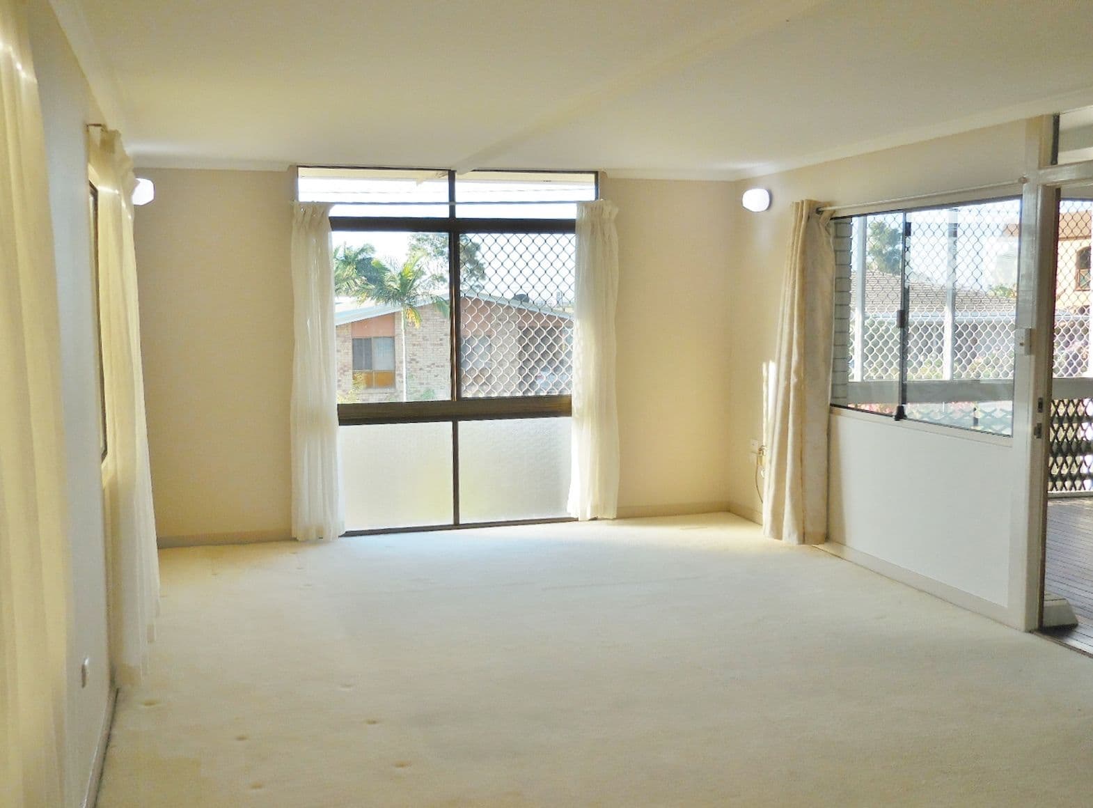 61 Hillcrest Avenue, Scarness QLD 4655, Scarness - Thumbnail 6