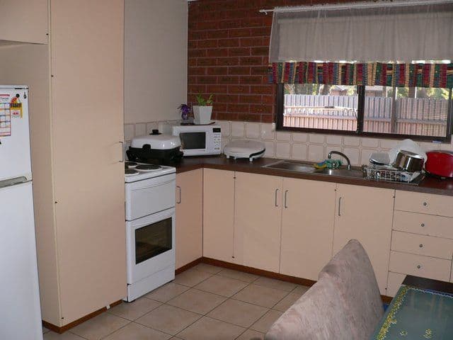 595 Webb Street, LAVINGTON NSW 2641, Lavington - Thumbnail 3