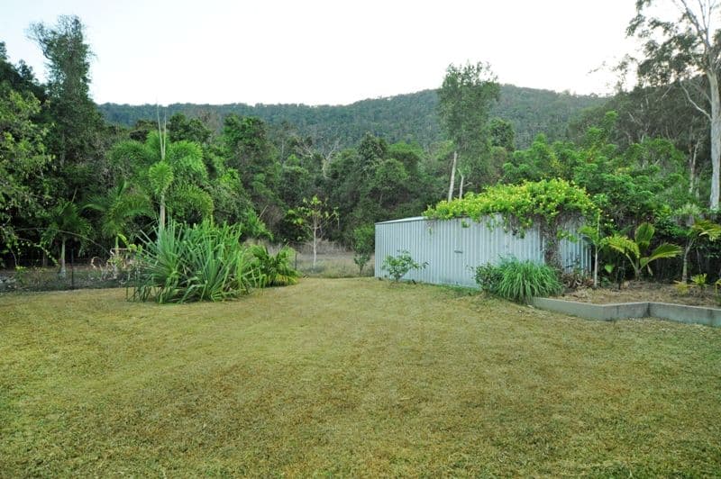 31 Sanctuary Avenue, JUBILEE POCKET QLD 4802, Jubilee Pocket - Thumbnail 4
