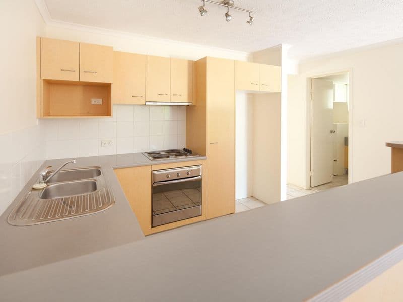 9 Bright Avenue, Labrador QLD 4215, Labrador - Thumbnail 3