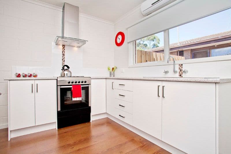 82 Hendy Street, CORIO VIC 3214, Corio - Thumbnail 3