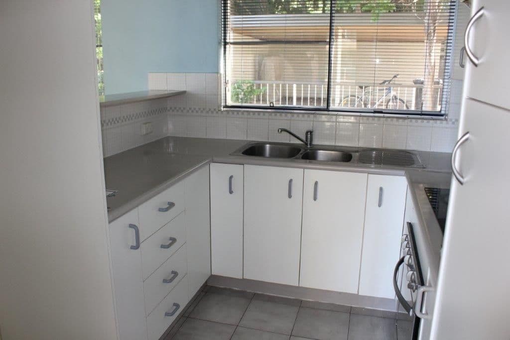 40 Castlebar Street, KANGAROO POINT QLD 4169, Kangaroo Point - Thumbnail 4