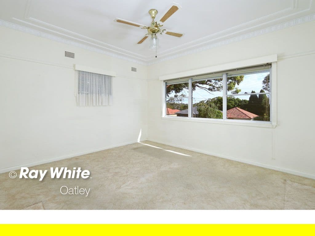 35 Glen Road, Oatley - Thumbnail 5