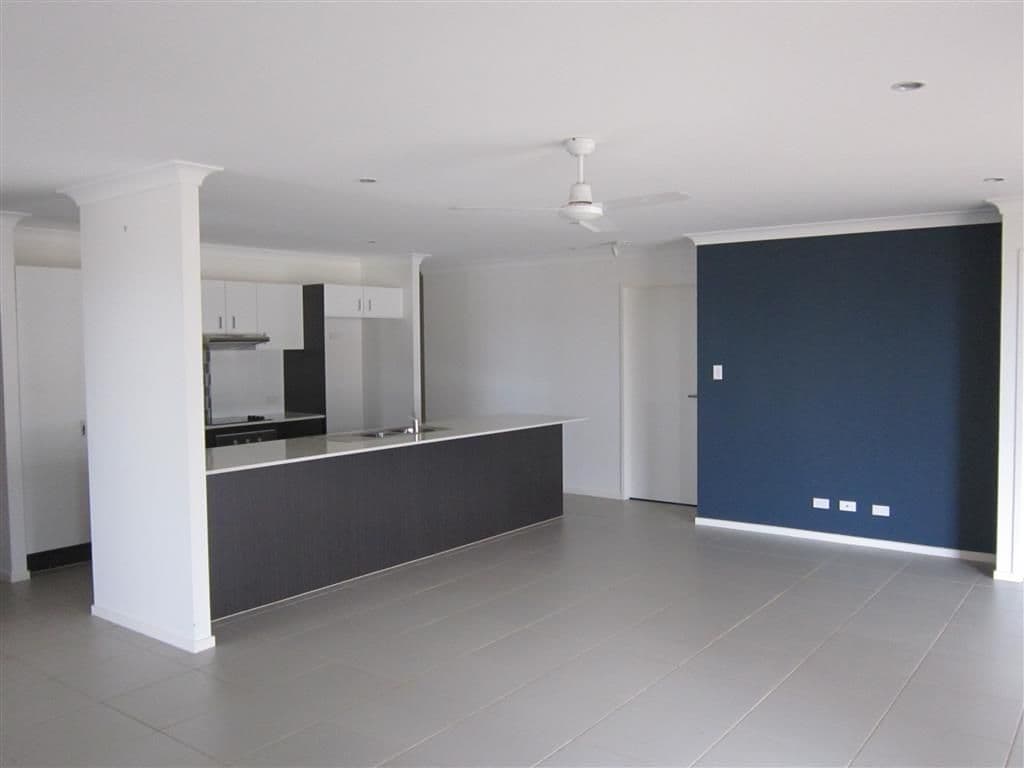 31 Grassdale Parkway, Ellenbrook WA 6069, Ellenbrook - Thumbnail 2