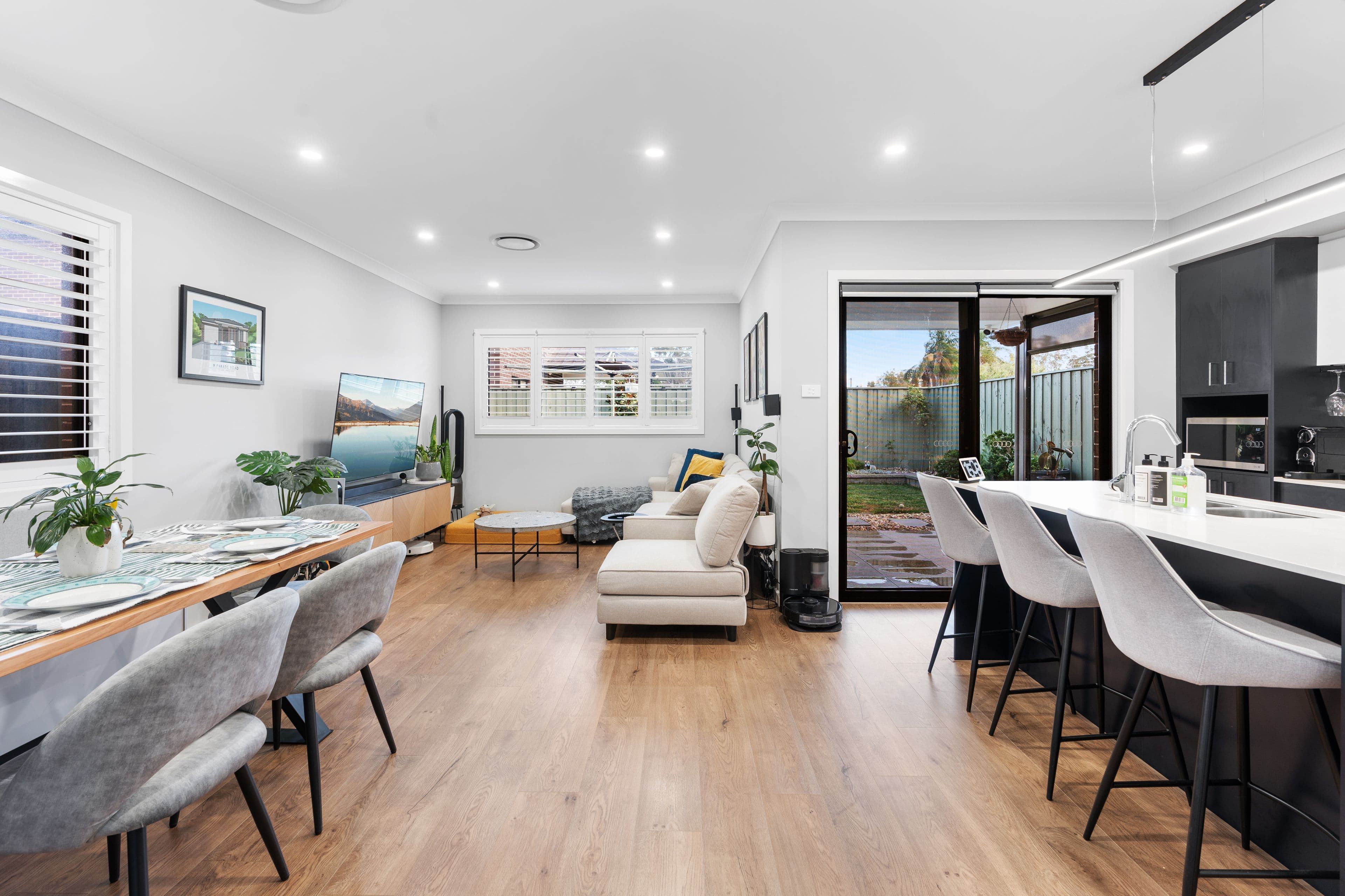 9 Parade Road, Leppington NSW 2179, Leppington - Thumbnail 2